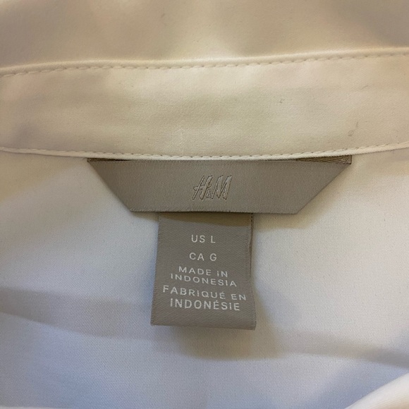 H & M button down - Picture 3 of 4